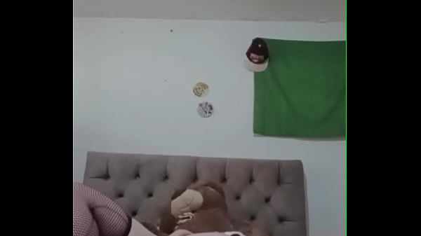 MASTURBACI&Oacute;N JOVEN CALIENTE - CO&Ntilde;O DE MUJER JOVENCITA Y JUGUETE  