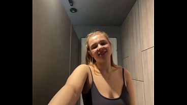 Gym fucking in doggy and squirt  