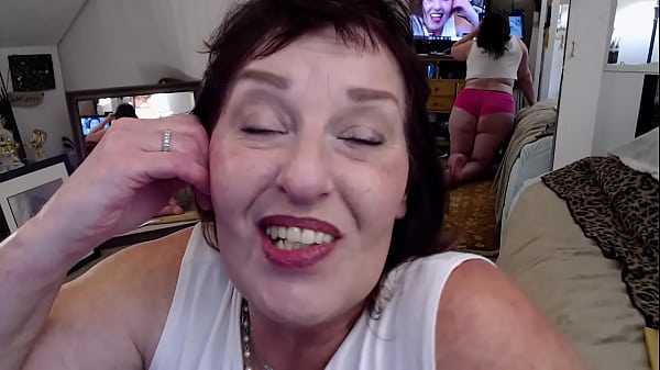 695 My first sissification video back in 2020. Wear my bra and panties and Ill take you out from dawnSkye1962  