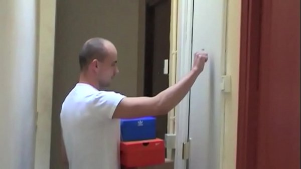 Aymeric Deville First Movie Fuck young postman - Premier film d'Aymeric Deville