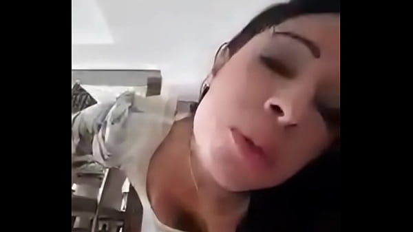 عراقيه اتدخل عير اصطناعي بطيزها وكسها قناتي ع التلكرام @CHe6r