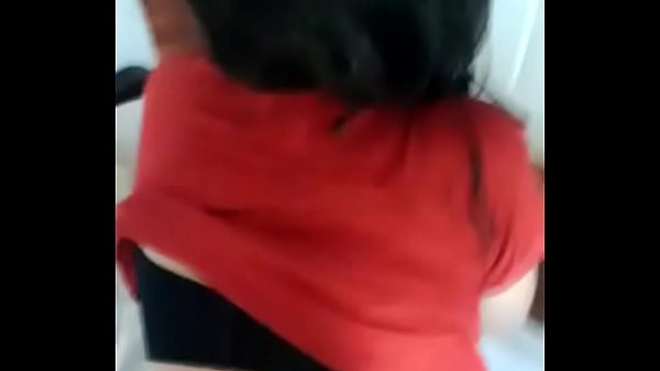 Me follo a mi hermana caliente cuando nadie est&aacute; en la casa y gime muy rico que con solo escuchar te correr&aacute;s rapido  