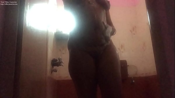 Kaama kuliyalum pin soothum ungalukaaga rasithu rusiyungal comment pannunga