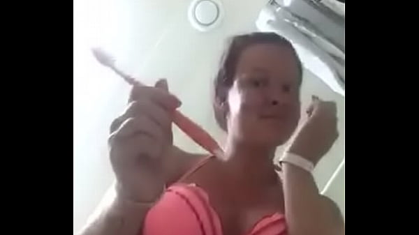 C&ocirc; g&aacute;i Đan Mạch