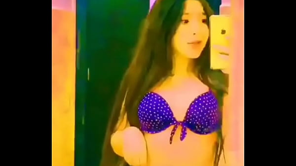 Hajar saber sexy avec le bijini a7777777