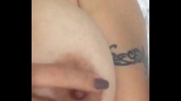 Gleyce de Goi&acirc;nia se exibindo