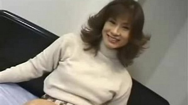 Horny Japanese housewives masturbate #(12)