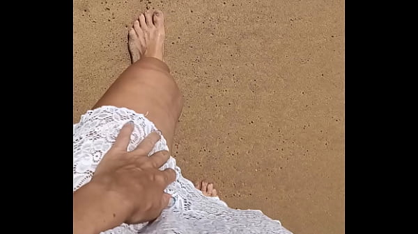 Peeing bikini public beach  