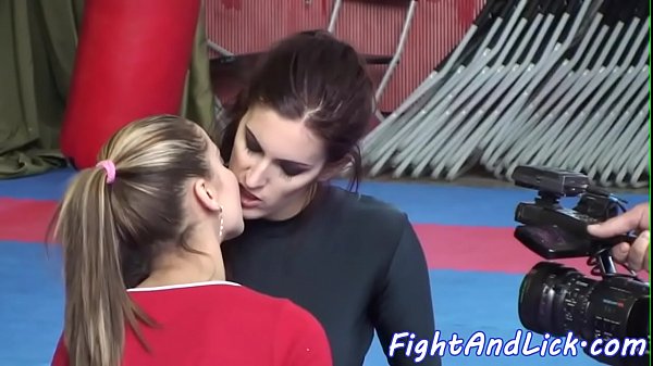 Wrestling babe in spandex pussylicking teen