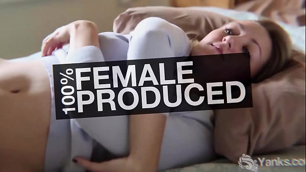 Sexual amateur babe from Yanks Indica James toying her delicious snatch to orgasm 