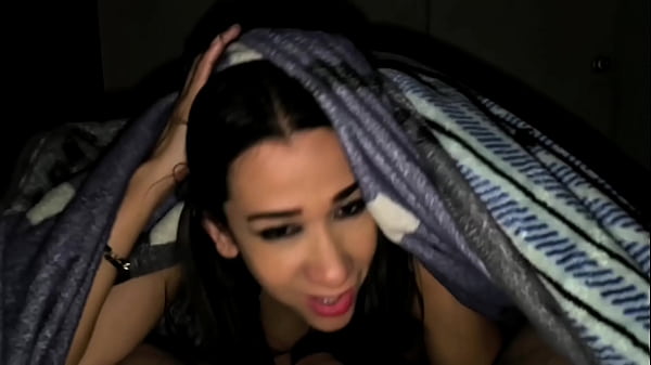 LE SAQUE LA LECHE DE SU GRAN POLLA CON GARGANTA PROFUNDA A MI CU&Ntilde;ADO- ELENA CRUZ  