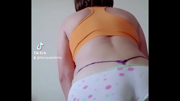 Danny Cdzinha mexendo o rabet&atilde;o 