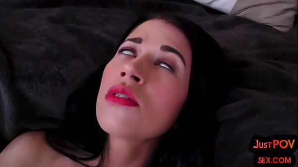 POV amateur 20yo slut pussyfucked while showing her sexy foot