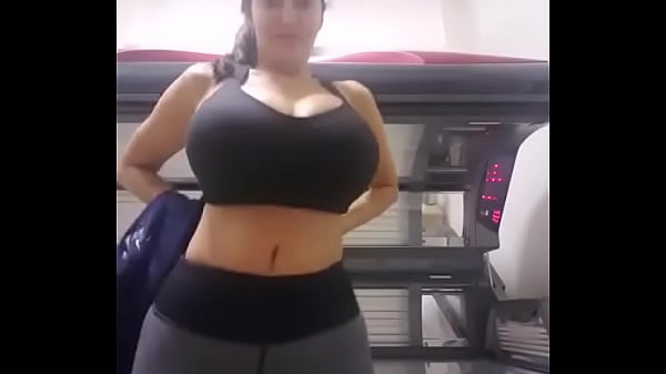 I want to know who is she  