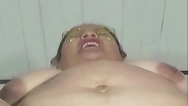 XXL Girl dreams of a BBC