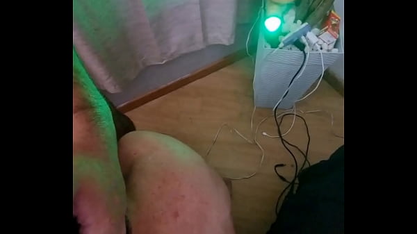 sexo bom demais, com esses safados fazendo a melhor sacanagem de todos os tempos.