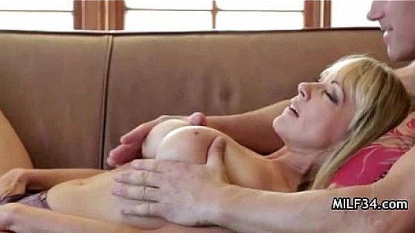 Wet horny MILF gets a morning doggy fuck