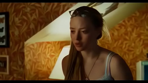 Megan Fox and Amanda Seyfried