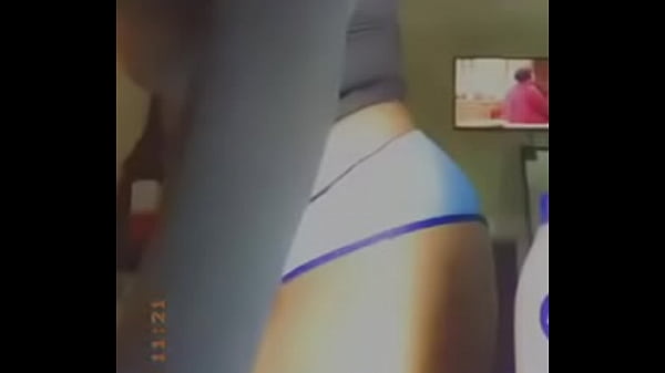 Black girl looks for corona dick