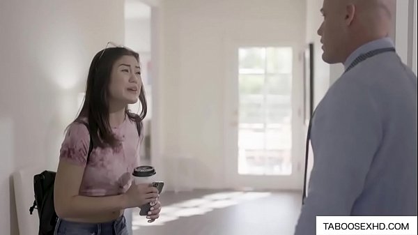 Stepdaughter wet her pents