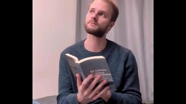 Je peu prendre mon temps pour t'expliquer aussi si jamais ?#gay #cuteboy #malemodel #bisexual #bi #frenchman #modeling #p...