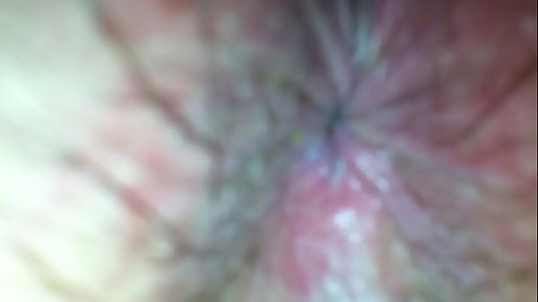 Mi esposa bien abierta en cuatro... se las comparto