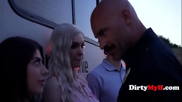 Speeding Officer's Lucky Day With Horny Stepmom And Stepsis-  Kenzie Taylor, Gal Ritchie