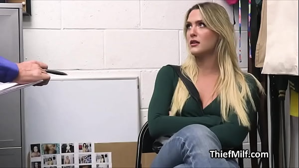 Fucking cougar suspect from behind