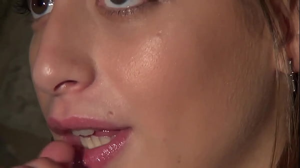 Mi scopo la mia figliastra!!