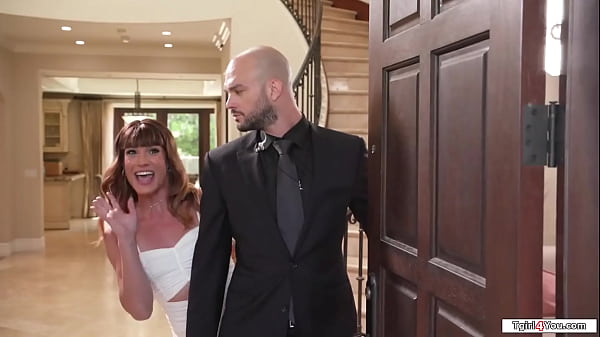 Bodyguard supervising his shemale boss Kalli Grace while shes sucked off by her asian tgirl date Kasey Kei.He ends up anal fucking both trans babes 