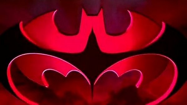 The Dark Knight - Poison Ivy - YouTube