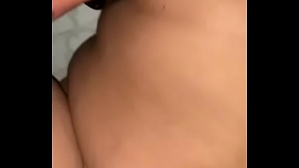 Novia caliente quiere que se la meta  