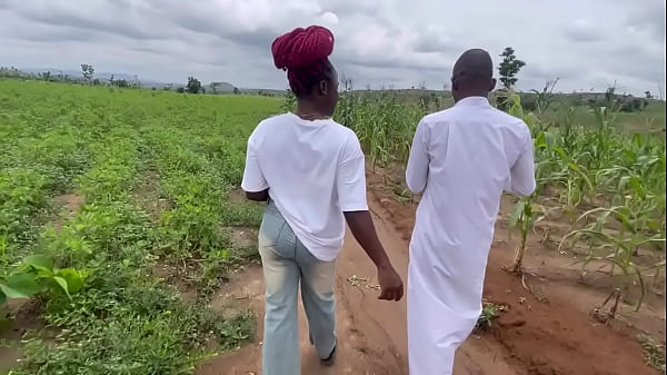 HARVEYXBUSH MET ITXQUEEN