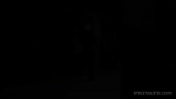 Russian Cutie Kloe Gets Fucked in the Ass