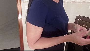 Comi a faxineira gostosa que trabalha aqui em casa