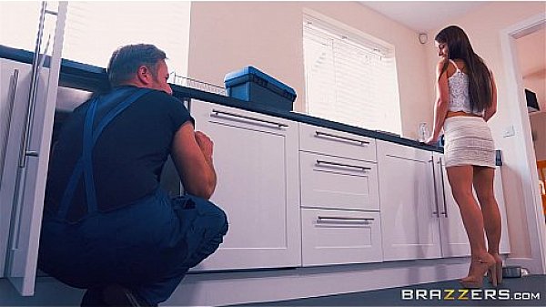 Brazzers - Taylor Sands - Real Wife Stories