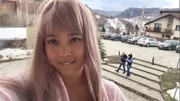 Linda novinha e seus os peitos na camera do iphone