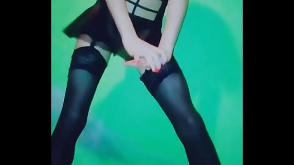 Trapito moviendo el culo