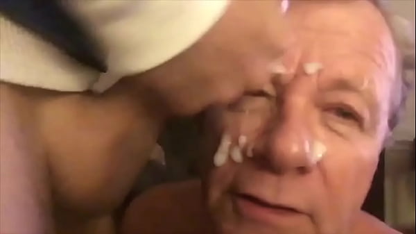 Faggot l loves when men jack off in his face.