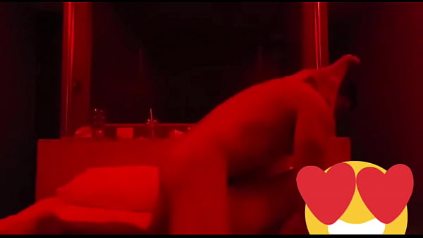 Enorme verga penetra a mi esposa