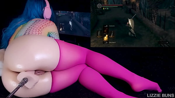 Thick Ass Gamer Girl with Fucks Herself Hard with a Dildo While Playing Video Games