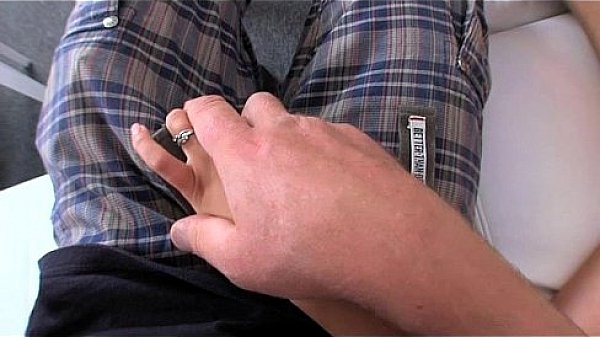 FemaleAgent Tall blonde beauty in outstanding lesbian casting