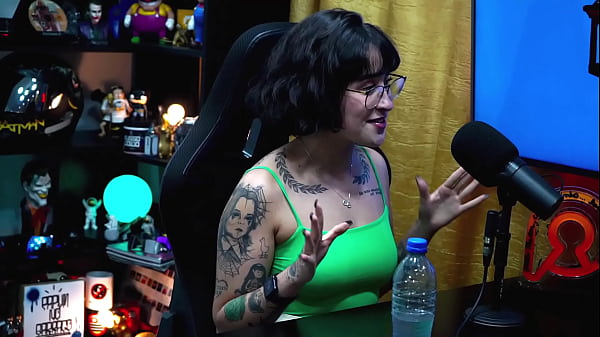 DOIS REAIS OU UM PRESENTE MISTERIOSO DA MARTINA OLIVERA? - Podcast P&aacute;pum no Barraco!  