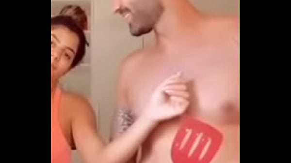 Ex fazendeiro com a rola pesada no cal&ccedil;&atilde;o 