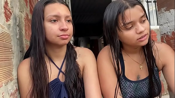 ense&ntilde;o a mi hermanastra a follar.