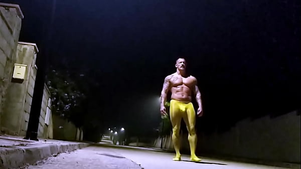 exhibitionist muscle man cums on a public road  