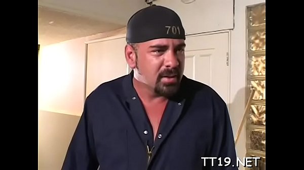 Enticing honey Treeper blows donga 