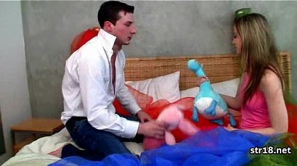 EXGF 18 YO Beauties First Time