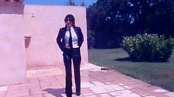 Marjories Video to Gallerie 080