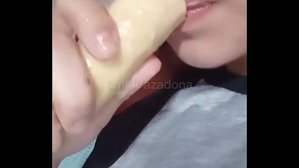 Engoli minha banana todinha  